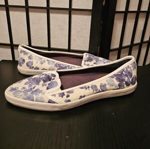 MICHAEL Michael Kors Olive Floral Slip on Canvas Sneaker Size 8